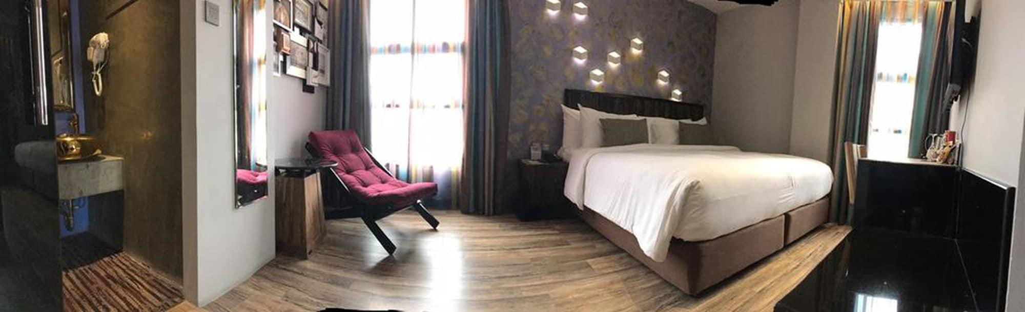 Aspira D'Andora Sukhumvit 16 - Asoke Hotel Банкок Екстериор снимка