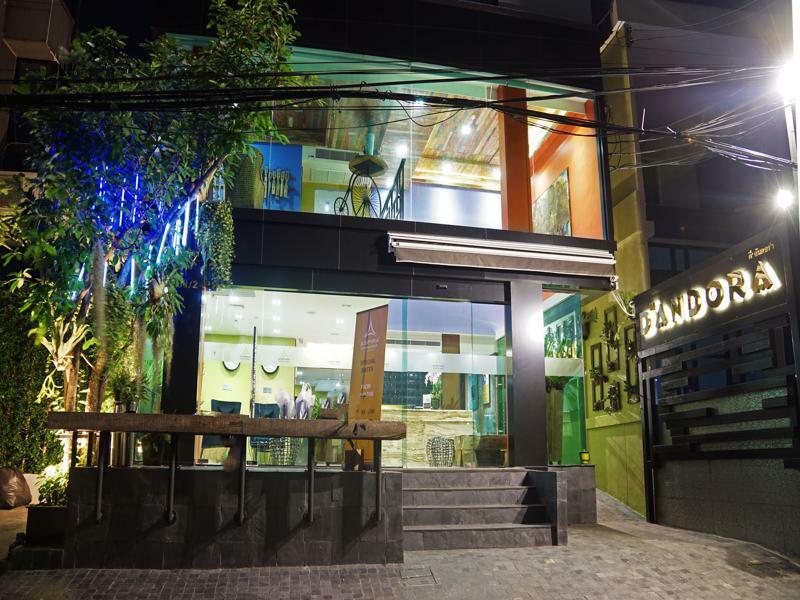 Aspira D'Andora Sukhumvit 16 - Asoke Hotel Банкок Екстериор снимка
